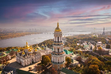 Tuinposter  Kyiv Pechersk Lavra in Kyiv. View from drone © Ruslan