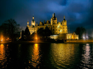 Fototapeta premium notre dame de city