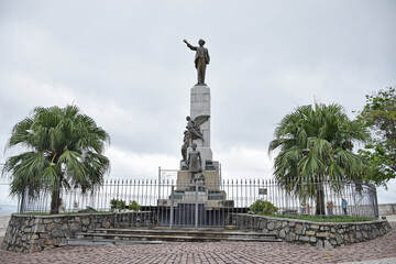 Praça Castro Alves em Salvador Bahia, estátua do poeta