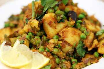 Potato and Peas Curry