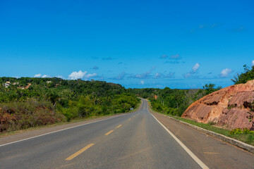 estrada para o Horizonte. 