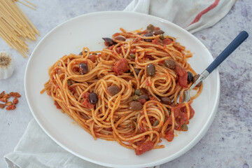 Sugo alla puttanesca