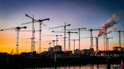 Eine Gro&szlig;baustelle am Wasser