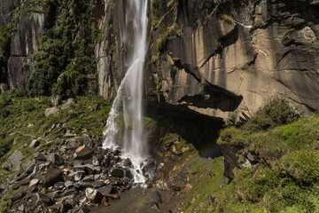 Huge and Beautiful jogini falls with rainbow, Manali, Himachal Pradesh