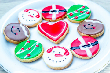 royal icing Christmas cookies