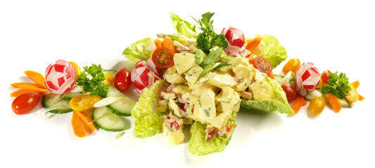 Fototapeta na wymiar Low carb Eiersalat - Eier, Salat und Gemüse Freigestellt, Panorama