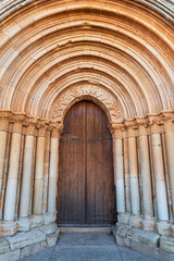 Fototapeta premium Pórtico Iglesia de san Lorenzo-Zorita del Páramo