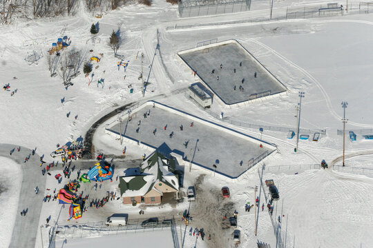 Outdoor Hockey and Winter Sports Quebec Canada