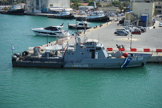 Heraklion Crete, Greece - 23 August 2021: Hellenic Coast Guard &Lambda;&Sigma;020 docked moored at Old Venetian Port
