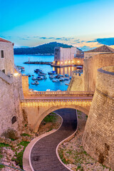 Dubrovnik city walls and harbor view - obrazy, fototapety, plakaty