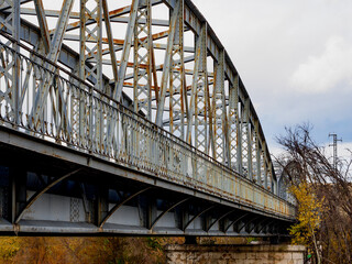 Puente sobre el rio Jarama