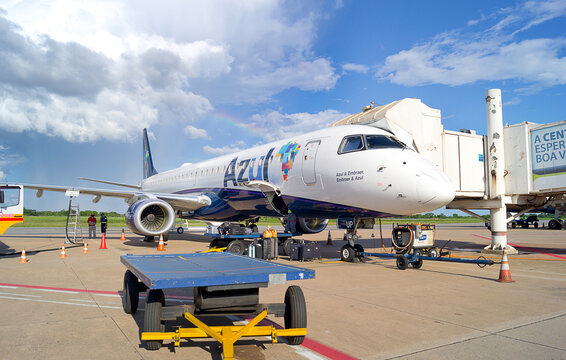 Azul Airlines Embraer Airplane at CGB airport, V&aacute;rzea Grande, State of Mato Grosso, Brazil, December 28, 2021