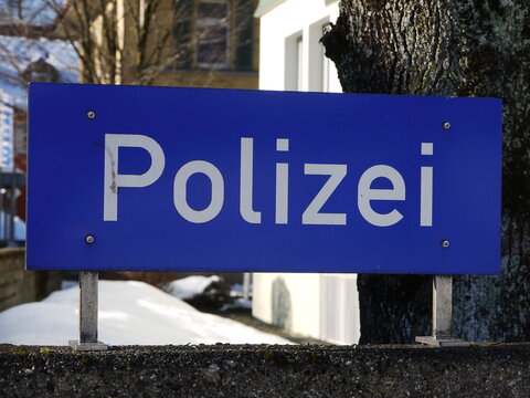 Polizeischild