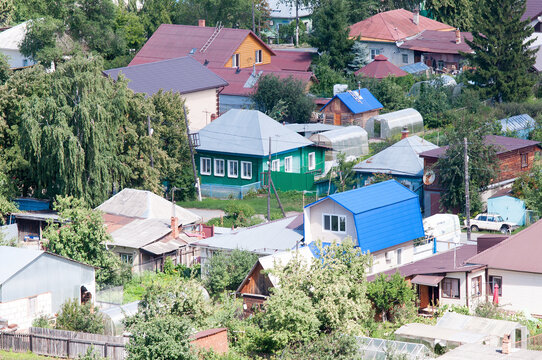 Several residential buildings in the Russian village in the summer