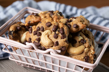 Chocolate Chip Cookies with Cashews