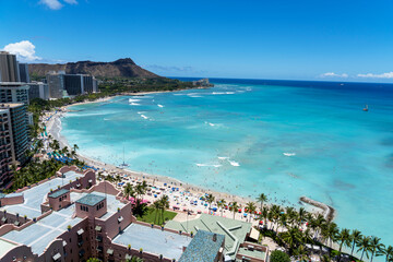Naklejka premium The view of Waikiki Beach in Oahu, Hawaii