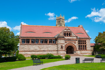 Naklejka premium Thomas Crane Public Library is a city library at 40 Washington Street in historic city center of Quincy, Massachusetts MA, USA. The building was built in 1881 with Richardsonian Romanesque style. 