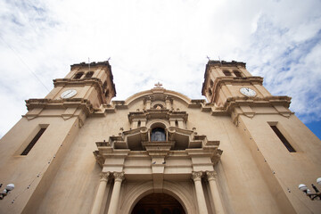 Iglesia Principal en la Plaza de Tarma, Perú.