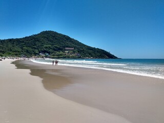 Praia 4 Ilhas Bombinhas-SC