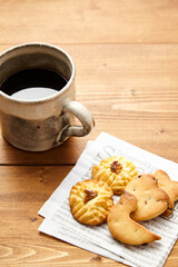 手作りクッキーとコーヒー