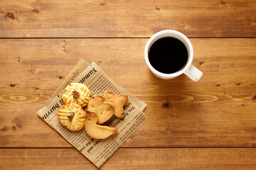 手作りクッキーとコーヒー