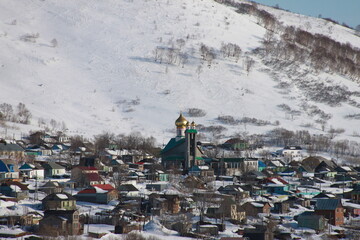 The village at the foot of the mountain