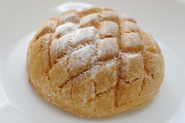 焼きたてのメロンパン