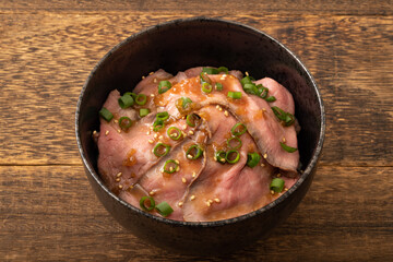 ローストビーフ丼