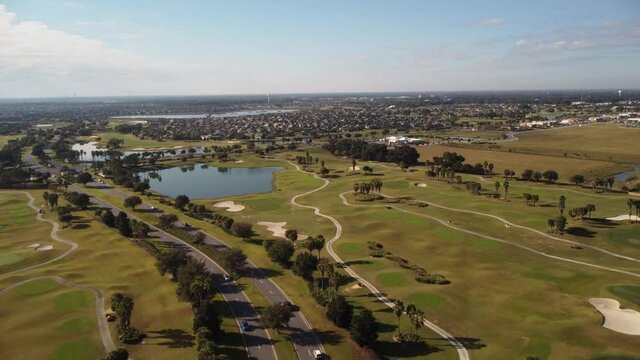 Welcome to the Villages. A golf community with amenities galore located between Ocala and Orlando. A nice flyover of the links.