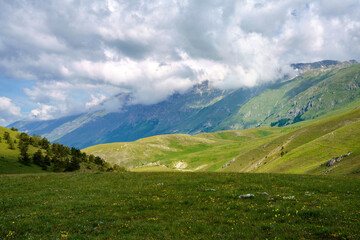 Fototapeta na wymiar Mountain landscape at Gran Sasso Natural Park, in Abruzzo, Italy