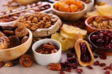 assorted of dried fruits ( raisin, date, cashew, almon,cranberry)