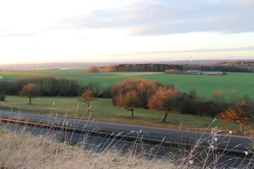 Abendstimmung im Hunsrück. Herbstlicht. Herbstlandschaft.