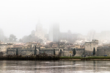 the Bénézet bridge in Avignon, in the fog