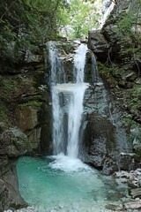 Fototapeta na wymiar Waterfall 