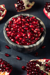 Raw Red Organic Pomegranate Seeds