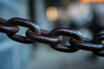 a big old chain in the detail