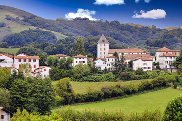 Village de Sare Pays Basque - obrazy, fototapety, plakaty