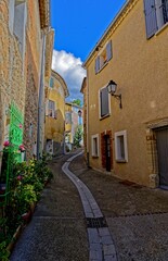 Fototapeta na wymiar Ruelle de Beaumes-de-Venise, Provence-Alpes-Côte d'Azur, France 