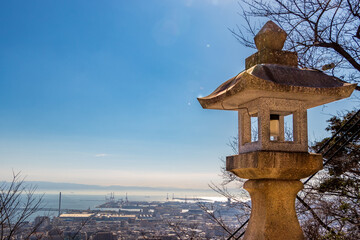 保久良神社から眺める神戸の街と海