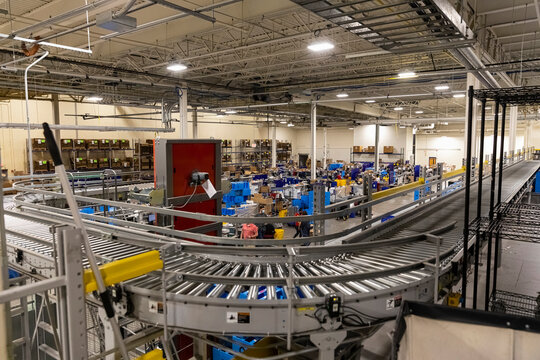 Overhead view of E-Commerce Warehouse Distribution