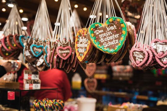 Various Gingerbread hearts on a German X-mas Market