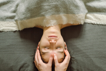 Session of face massage 