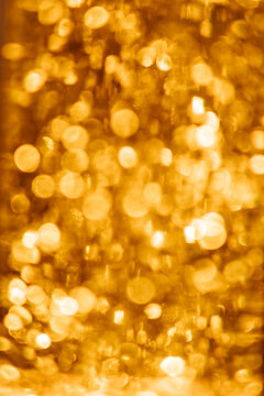 Mesmerizing moving glitters.