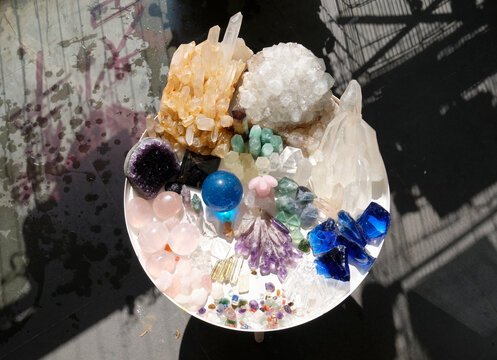Various crystal stones

