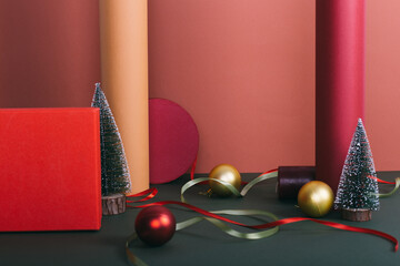 Wrapping papers and ribbons