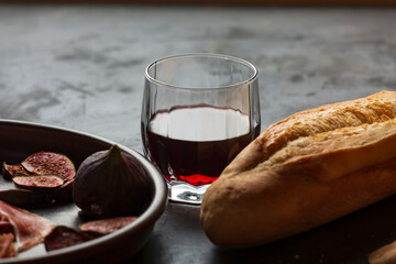 spanish appetizers with wine