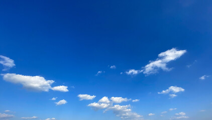 青空と白い雲
