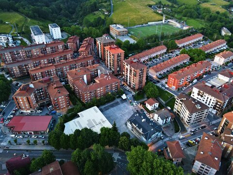 Imagen de drone del pueblo de Lezo en el Pais Vaco