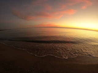 Obraz premium Slonce wstaje nad Sardynia.