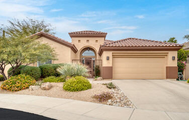 Sunny Beautiful southwestern home